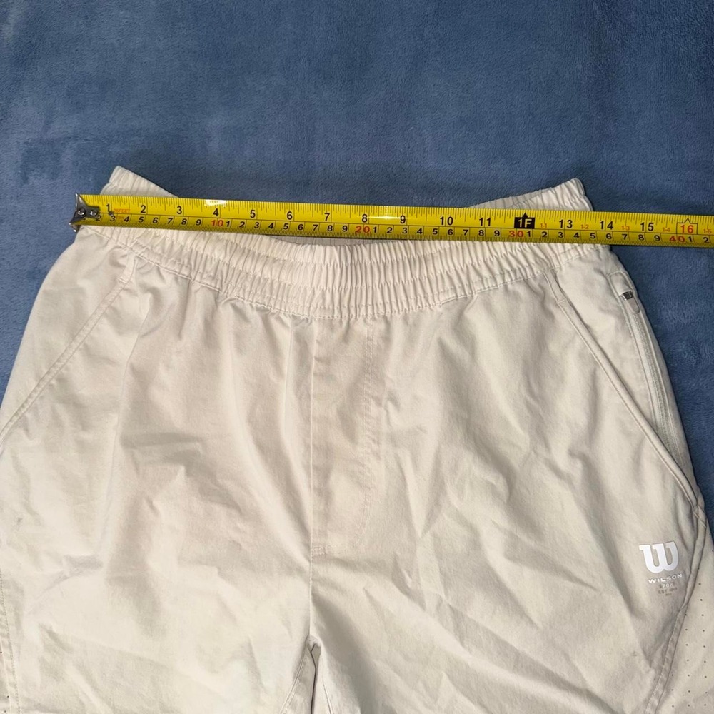 Wilson Sport cream & tan shorts - Picture 3 of 5